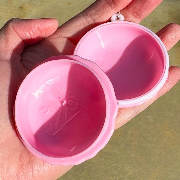 Kawaii Pink Macaron Surprise Box Keychain Purse Bag Charm - Picture 7 of 7